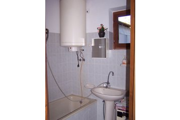 Hungría Chata Balatonboglár, Exterior